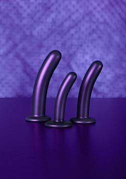 Smooth Silicone G-Spot Dildo - 7\'\' / 17 cm