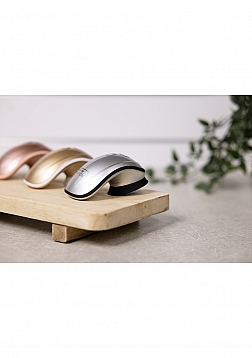 Twitch - Handsfree Suction and Vibration Toy