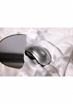 Twitch - Handsfree Suction and Vibration Toy